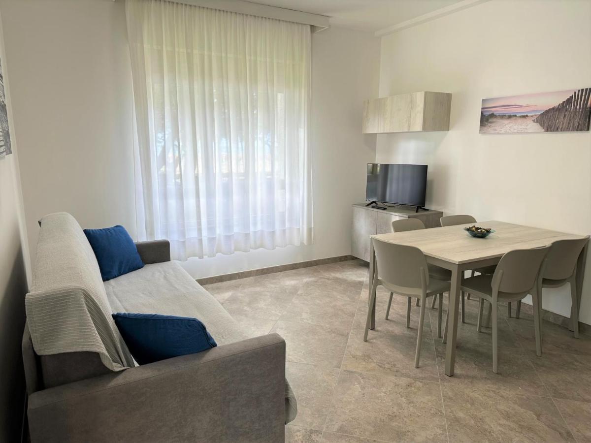 Blu Residence Lignano Sabbiadoro Eksteriør billede